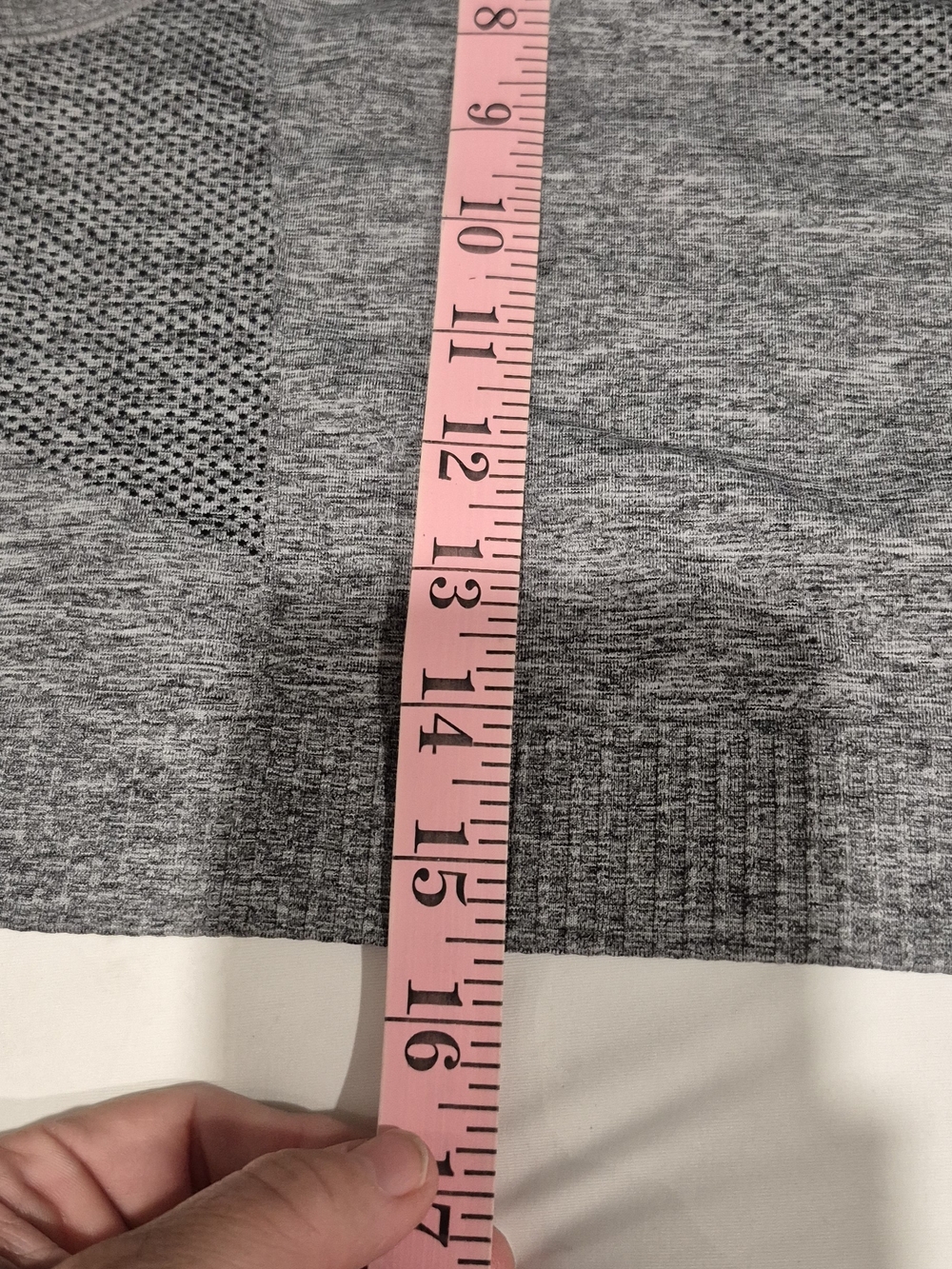 Old Navy Active Seamless Heather Gray Crop Tank - Picture 8 of 8